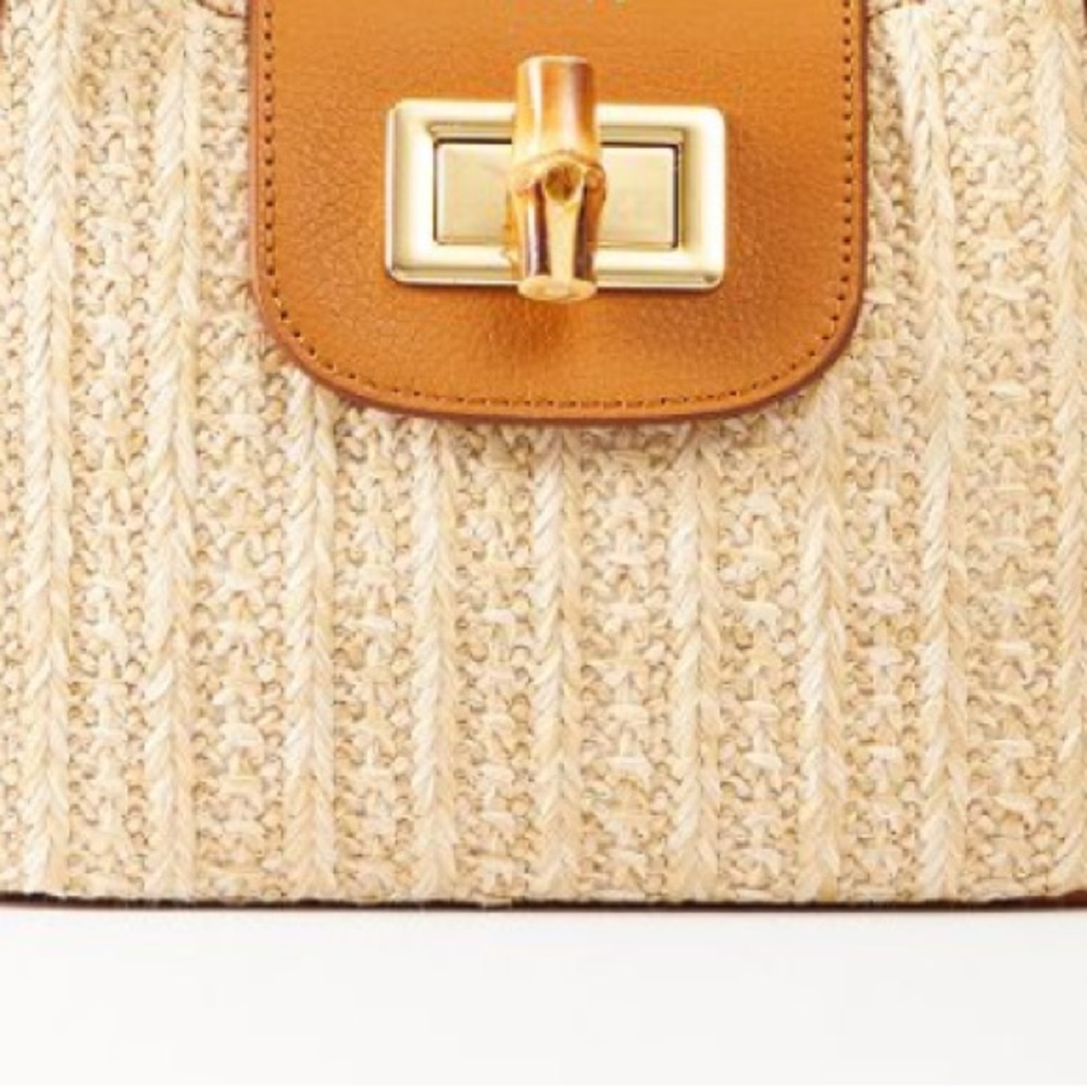 Mark & Graham faux Raffia Shoulder Bag! Tan Leather, Bamboo Latch & Gold Accent! - Picture 6 of 14